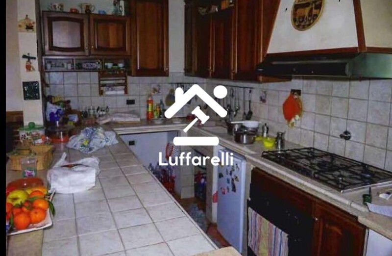 Immagine di CASA / VILLA STR. DEI SALICI – PALOMBARA SABINA