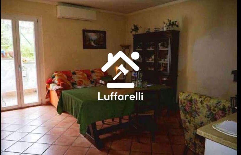 Immagine di CASA / VILLA STR. DEI SALICI – PALOMBARA SABINA