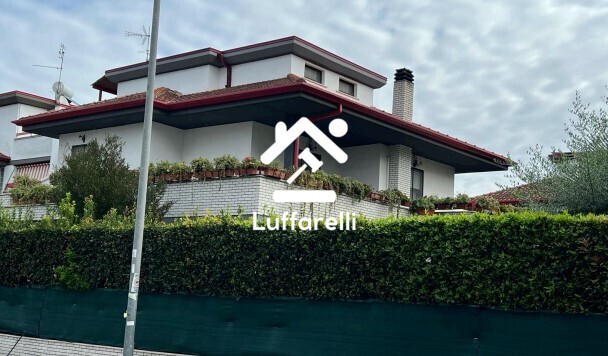 Immagine di CASA / VILLA VIA A. STRADELLA – LATINA