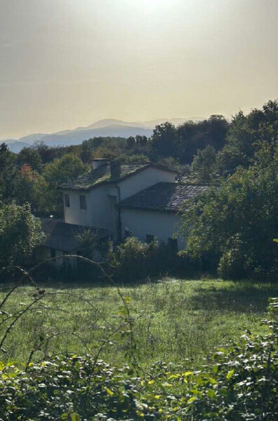 CASA / VILLA FRAZIONE MONTEBIBICO - SPOLETO — foto 2