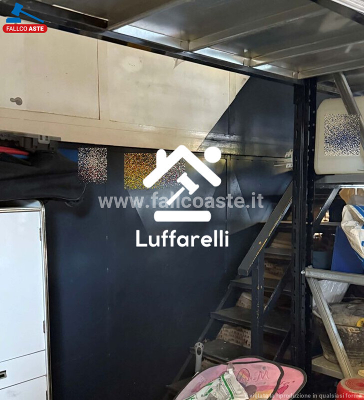 Immagine di LOCALE COMMERCIALE VIA DI DRAGONE – ROMA