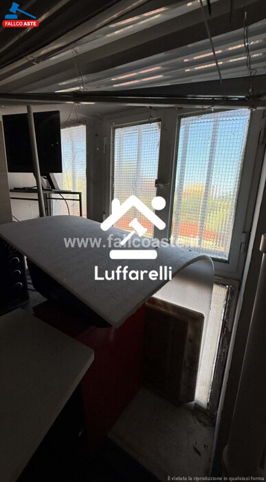 Immagine di LOCALE COMMERCIALE VIA DI DRAGONE – ROMA