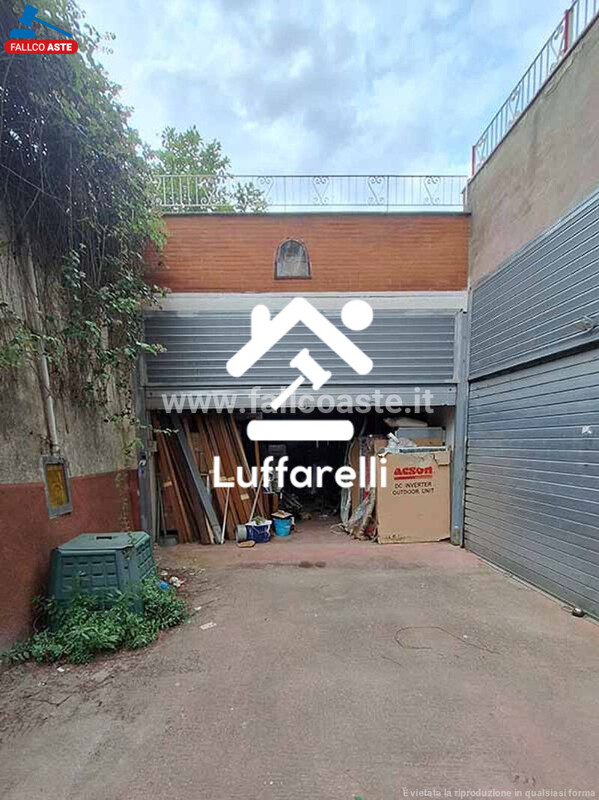 Immagine di NEGOZIO O LOCALE COMMERCIALE VIA MARTINO ROTA – ROMA
