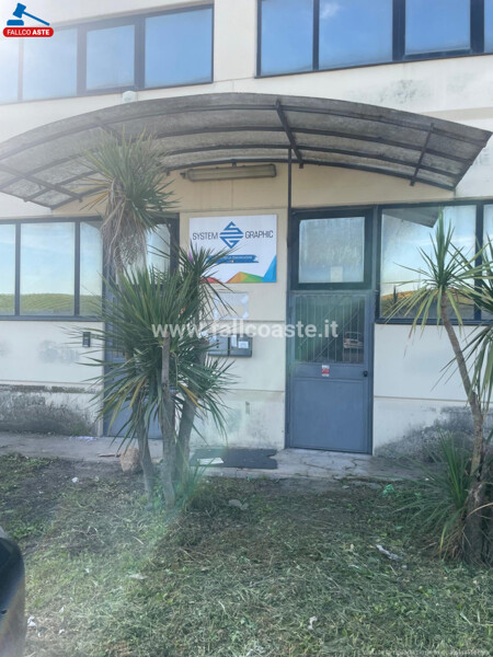 CAPANNONE / IMMOBILI INDUSTRIALI VIA DI TORRE SANT'ANASTASIA - ROMA — foto 3