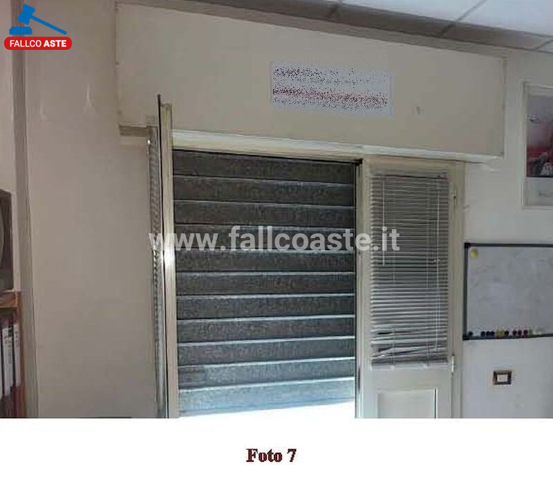 LOCALE COMMERCIALE VIA ENRICO CIALDINI - GUIDONIA MONTECELIO — foto 3