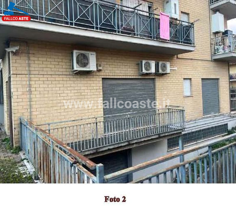 Immagine di LOCALE COMMERCIALE VIA ENRICO CIALDINI – GUIDONIA MONTECELIO