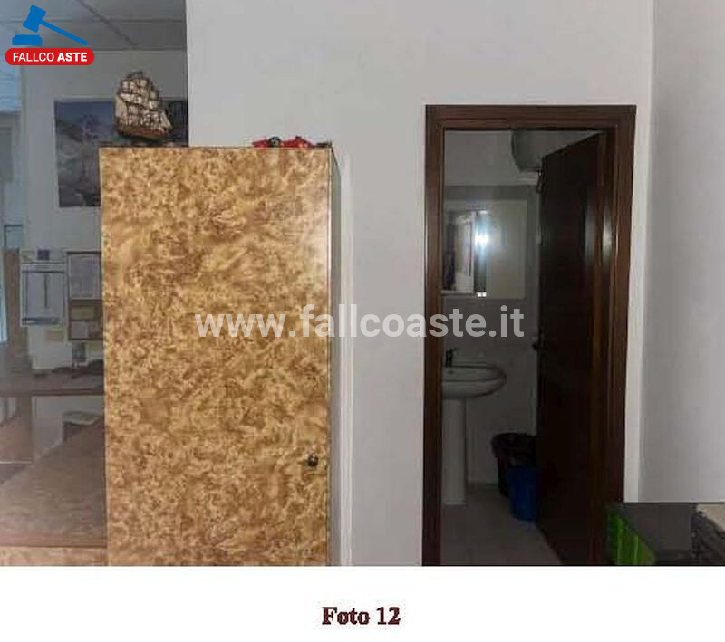 Immagine di LOCALE COMMERCIALE VIA ENRICO CIALDINI – GUIDONIA MONTECELIO