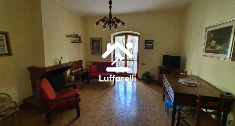 Immagine di CASA / VILLA VIA RIFORMA – DIPIGNANO