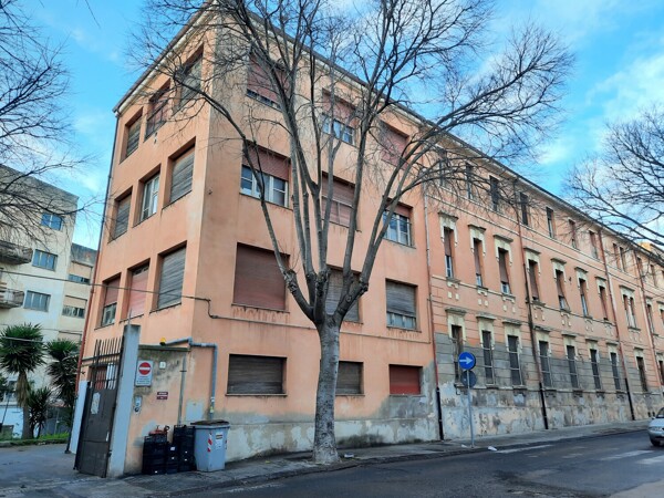 DEPOSITO / MAGAZZINO TRAVERSA VIA CANIGA LOCALITÀ LI BOMBI - SASSARI — foto 2