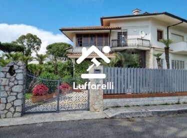 Immagine di VILLA VIA NAPOLI – SABAUDIA