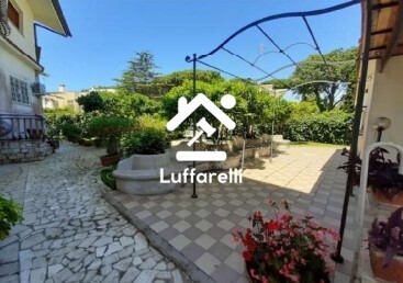 Immagine di VILLA VIA NAPOLI – SABAUDIA