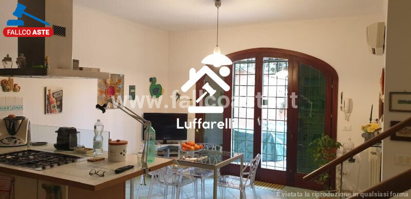 Immagine di CASA / VILLA VIALE CINA – FORMELLO