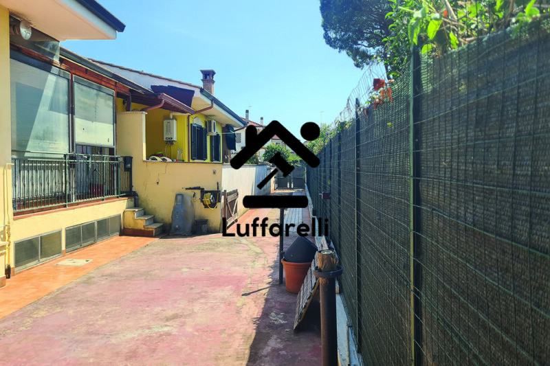 Immagine di CASA / VILLA VIA TAGLIAMENTO – ARDEA