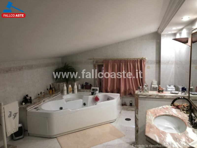 Immagine di APPARTAMENTO VIA DEL CASALE AGOSTINELLI – ROMA