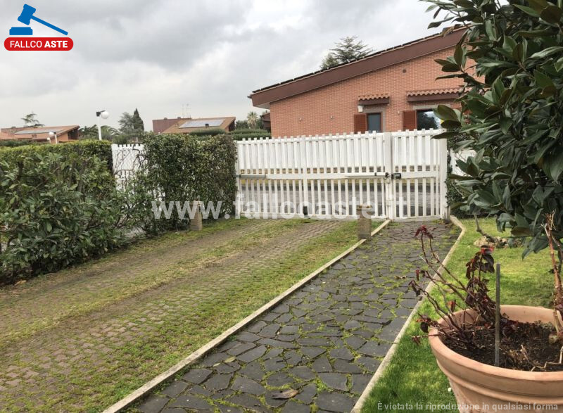 Immagine di APPARTAMENTO VIA DEL CASALE AGOSTINELLI – ROMA