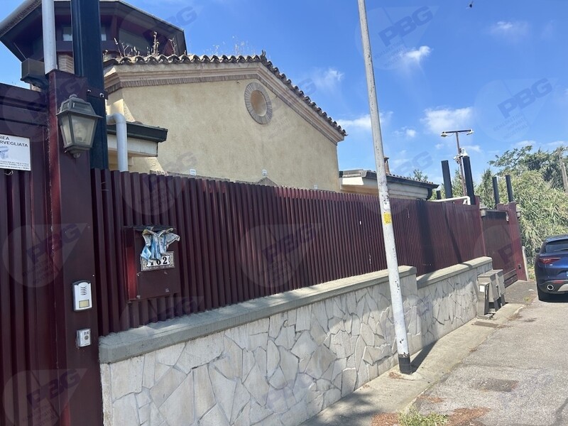 Immagine di CASA / VILLA VIA DI TORRE MORENA – ROMA
