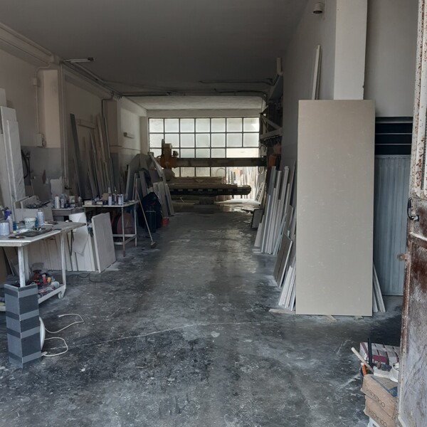 LOCALE COMMERCIALE VIA DELLE MARGHERITE - CAPRARICA DI LECCE — foto 2