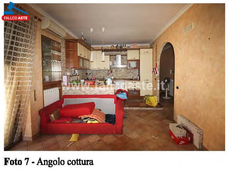 Immagine di APPARTAMENTO VIA PAVULLO NEL FRIGNANO – ROMA