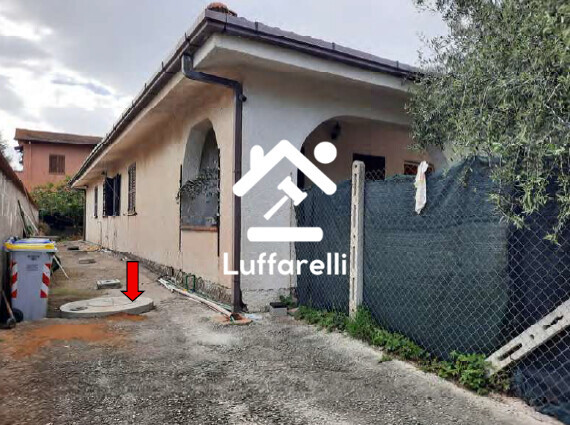 Immagine di CASA / VILLA STRADA VALMONTORIO 56 – LATINA