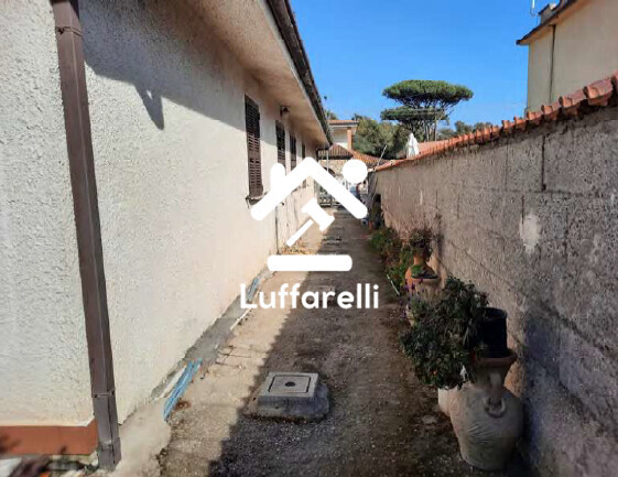 Immagine di CASA / VILLA STRADA VALMONTORIO 56 – LATINA