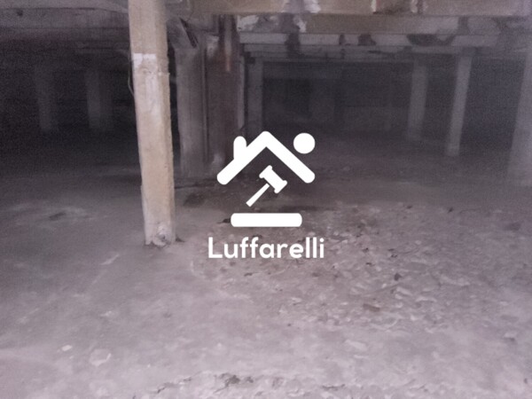 DEPOSITO / MAGAZZINO VIA BORGONUOVO - ISOLA DEL LIRI — foto 4