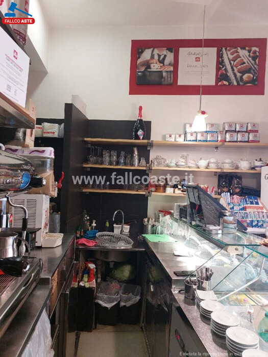 Immagine di LOCALE COMMERCIALE VIA MARCELLO PRESTINARI – ROMA