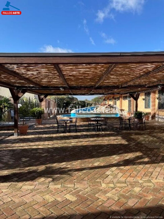 Immagine di ATTIVITÀ RICETTIVE / SCOPO COMMERCIALE VIA ROCCACASALE – ROMA