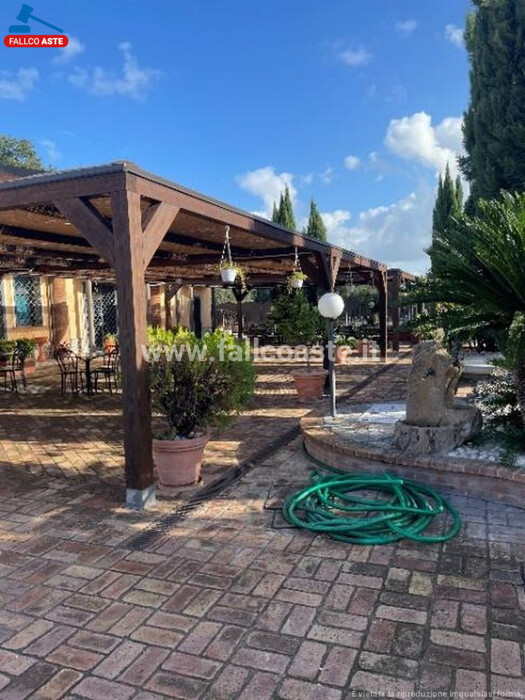 Immagine di ATTIVITÀ RICETTIVE / SCOPO COMMERCIALE VIA ROCCACASALE – ROMA