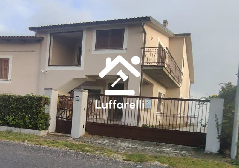 Immagine di ATTIVITÀ RICETTIVE / SCOPO COMMERCIALE LOCALITÀ IL COLLE – CONFIGNI