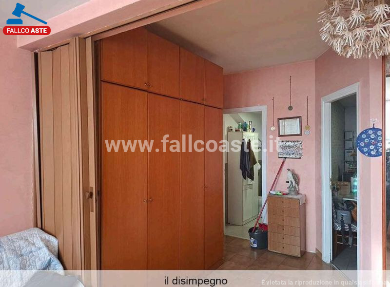 Immagine di GARAGE / POSTO AUTO VIA PALOMBARESE – FONTE NUOVA