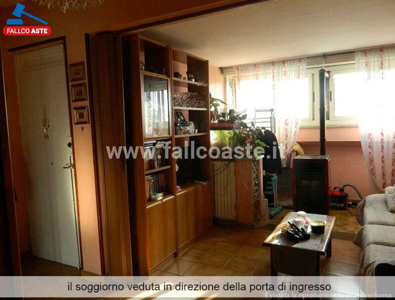 Immagine di GARAGE / POSTO AUTO VIA PALOMBARESE – FONTE NUOVA