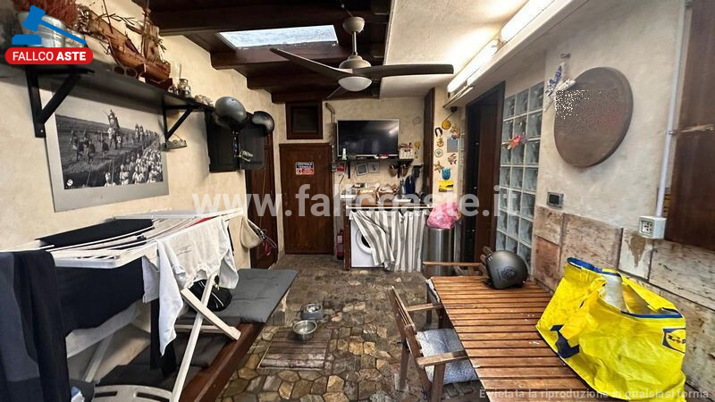 Immagine di GARAGE / POSTO AUTO VIA CASTELNUOVO DI GARFAGNANA – ROMA