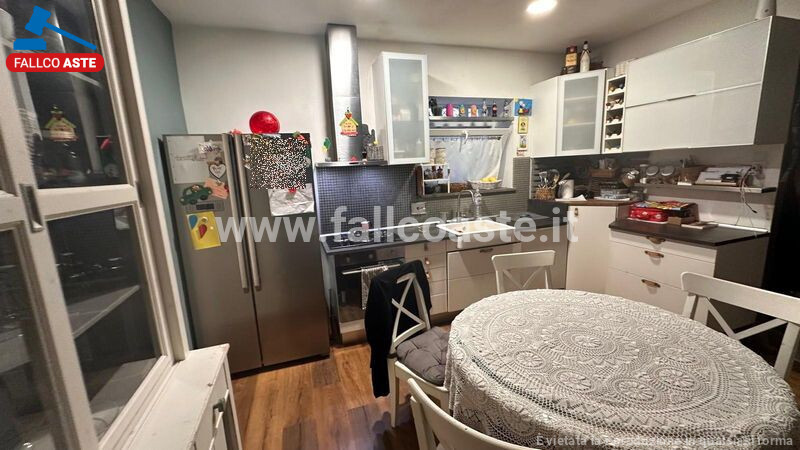 Immagine di GARAGE / POSTO AUTO VIA CASTELNUOVO DI GARFAGNANA – ROMA