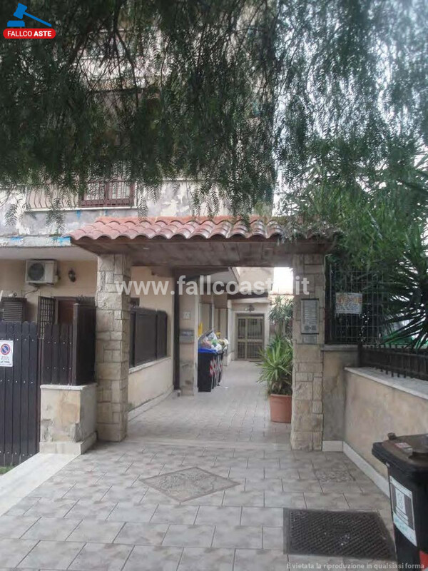 Immagine di APPARTAMENTO VIA ALBEROBELLO – ROMA