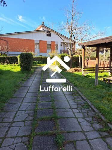 Immagine di FABBRICATO STR. NASCOSA – LATINA