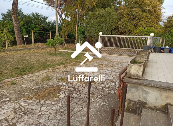 Immagine di CASA / VILLA STRADA NASCOSA N. 5424 – LATINA