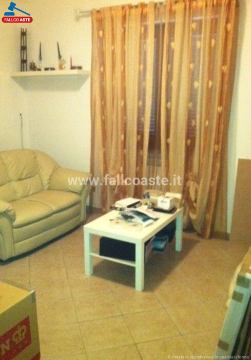 Immagine di GARAGE / POSTO AUTO VIA QUADRELLE N 42 – ROMA