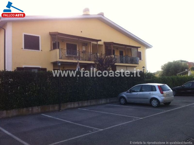 Immagine di GARAGE / POSTO AUTO VIA QUADRELLE N 42 – ROMA