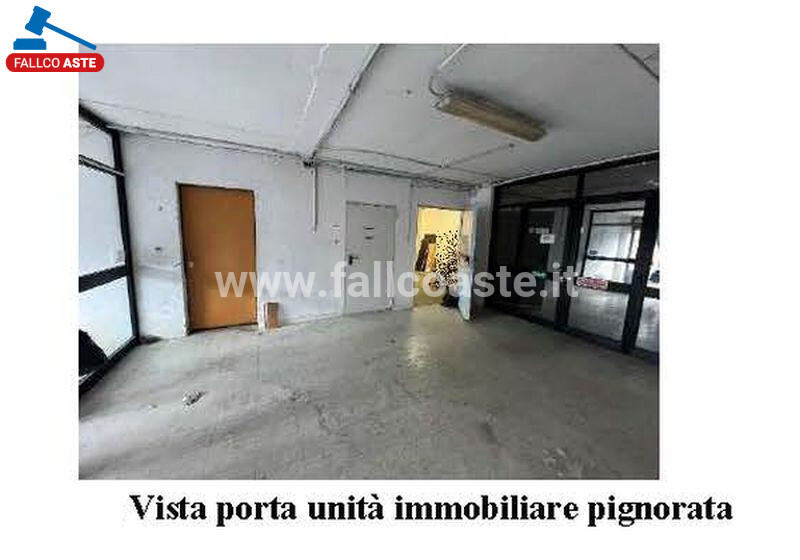 Immagine di DEPOSITO / MAGAZZINO VIA AMBROGIO FUSINIERI – ROMA