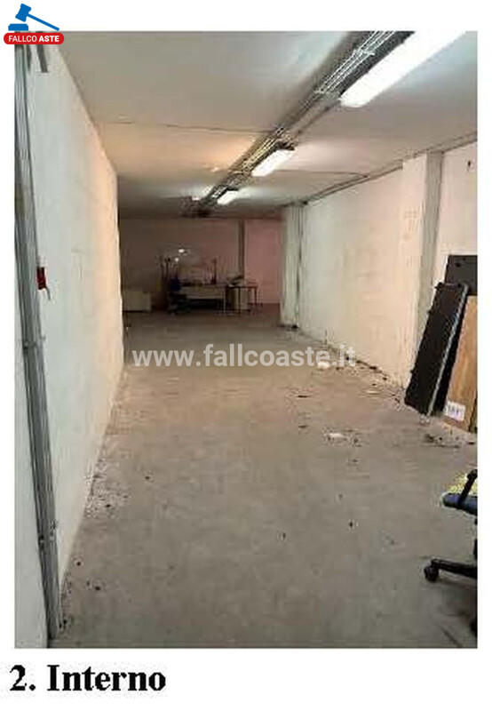 Immagine di DEPOSITO / MAGAZZINO VIA AMBROGIO FUSINIERI – ROMA