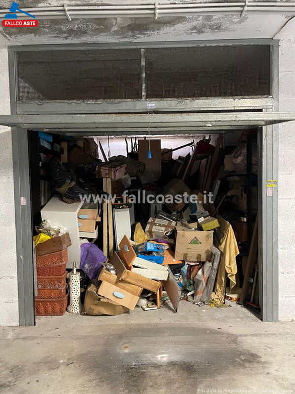 Immagine di GARAGE / POSTO AUTO VIALE GIANLUIGI BONELLI – ROMA