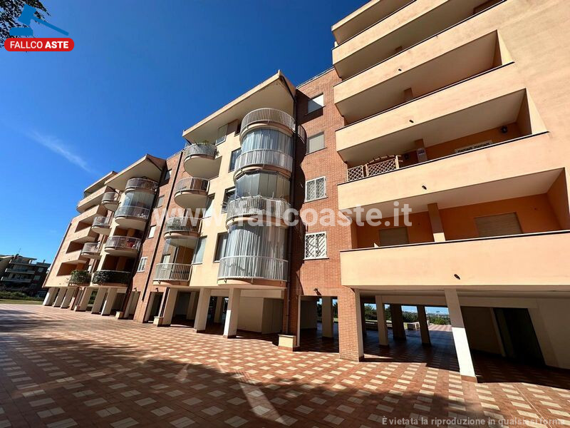 Immagine di APPARTAMENTO VIALE GIANLUIGI BONELLI – ROMA