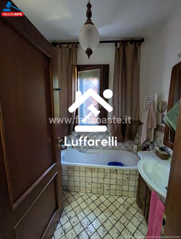Immagine di CASA / VILLA VIA MIGLIANICO – ROMA
