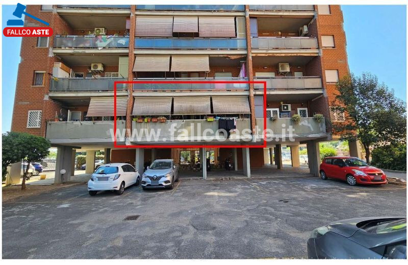 Immagine di APPARTAMENTO VIA LIBERO LEONARDI – ROMA