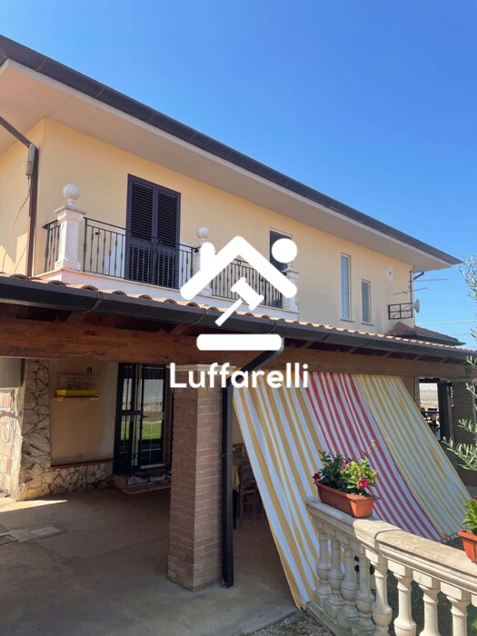 Immagine di CASA / VILLA STR. DELL’AMASENO – TERRACINA