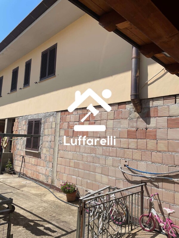 Immagine di CASA / VILLA STR. DELL’AMASENO – TERRACINA