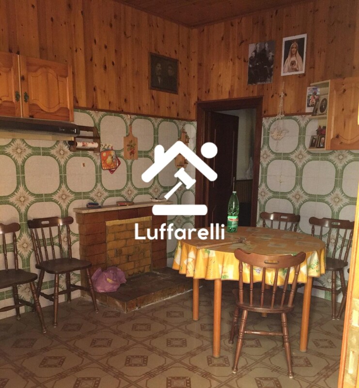 Immagine di CASA / VILLA VIA S. MARCO – SONNINO