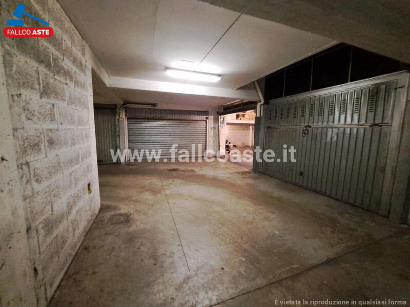 Immagine di LOCALE COMMERCIALE VIA ANDREA MILLEVOI – ROMA