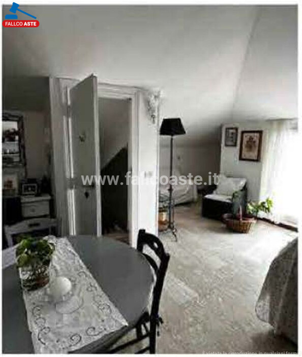 Immagine di APPARTAMENTO VIA DEI BONACOLSI – ROMA