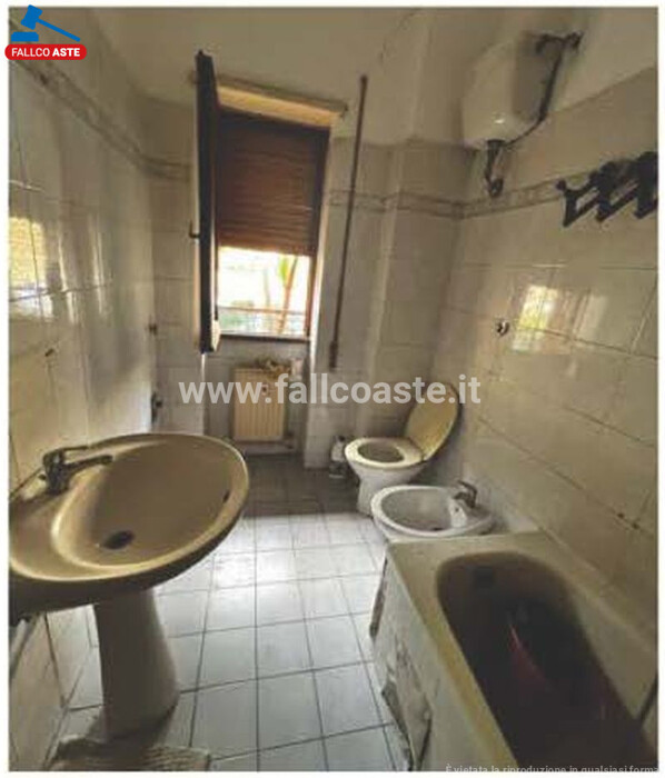 Immagine di APPARTAMENTO VIA DEI BONACOLSI – ROMA